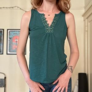WHBM sleeveless top – emerald – s